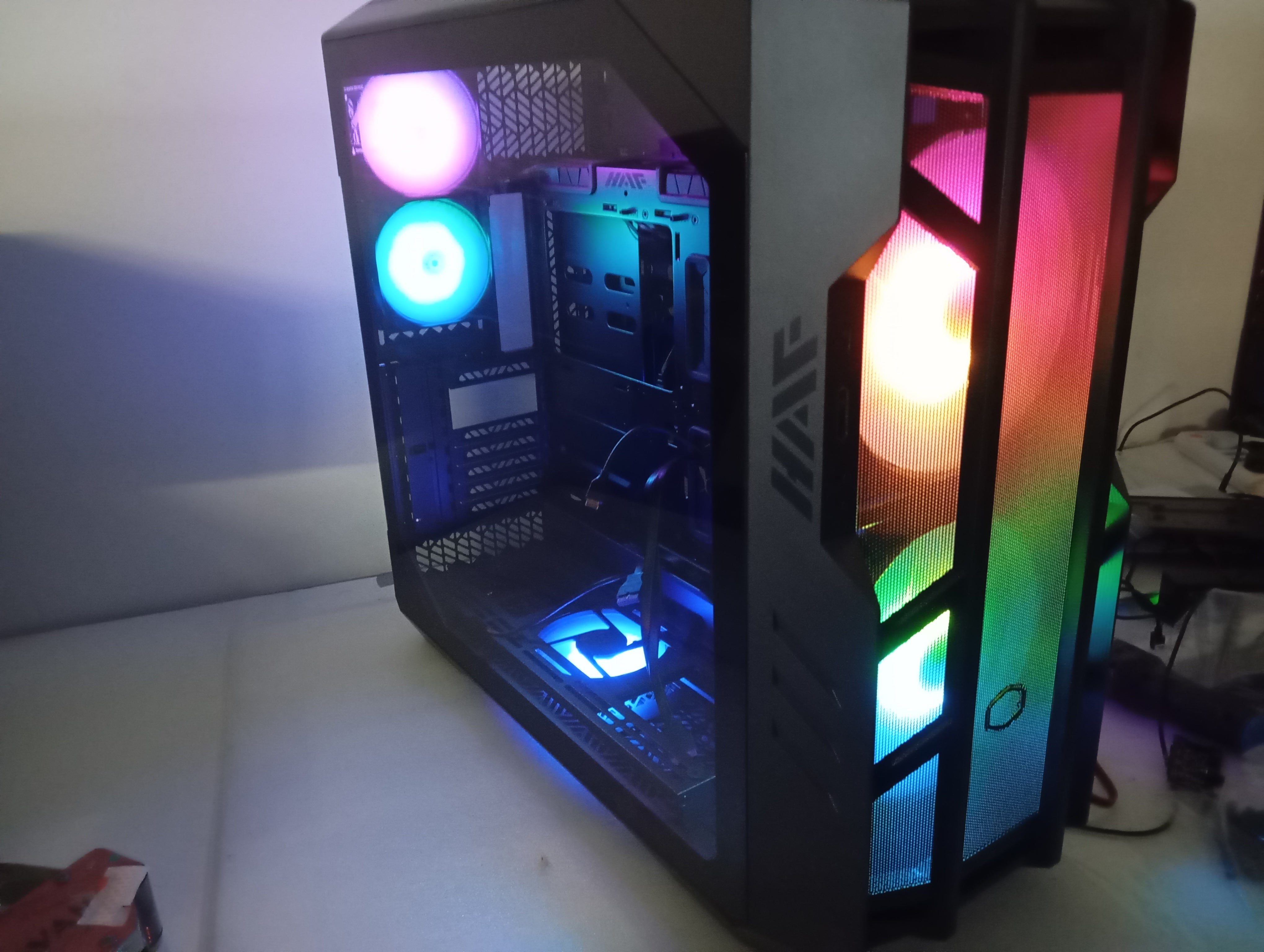 HAF 700 The Bezerker Refurbished Cooler Master HAF 700 The Bezerker Refurbished Cooler Master